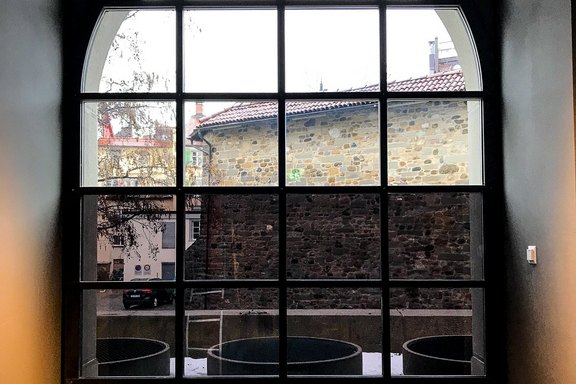 Hier sehen Sie eine Sonnenschutzfolie im Vergleich Vergleich, Hitzeschutzfolie, Sonnenschutz