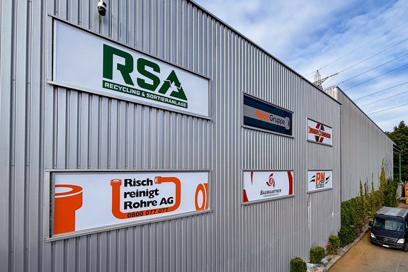 RSA Buchs - Leuchtkasten anstelle von Fenster Fenster, Schaufenster, Acryl