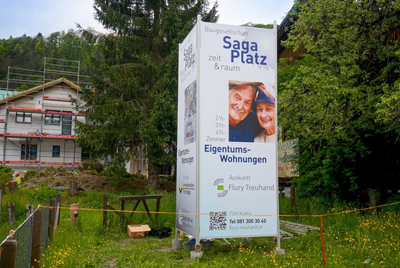 Niggli Bauankündigung, Turm Grüsch Baureklame, Druckwerbung, Bautafeln, Neubauausschreiben, Baustellenwerbung