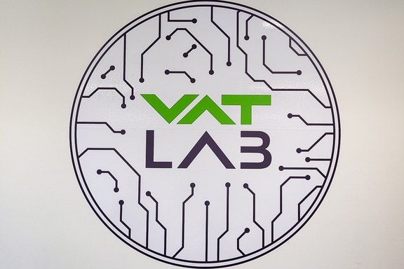 VAT - Wand Aufkleber Wandkleber, Aufkleber, Grossformat, Druck