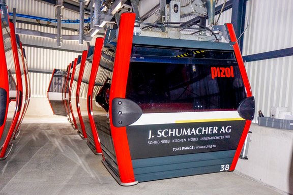 J.Schumacher - Gondelbeschriftung Gondelbeschriftung, Werbung, Berge,