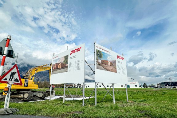 Pistor Bautafel Baureklame, Druckwerbung, Bautafeln, Neubauausschreiben, Baustellenwerbung