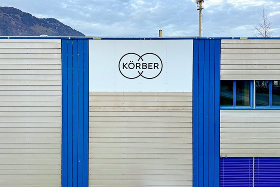 Körber - Fassadenbeschriftung Tafel, Fassade, Druck