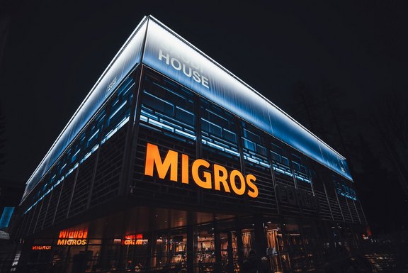 WEF 2025 - Grossformat Banner Grossformatbanner, LFP,