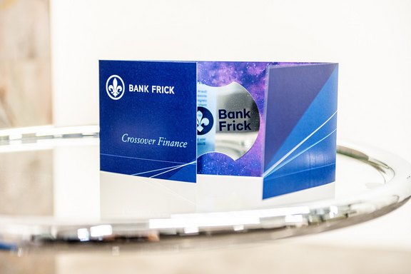 Flyer Bank Frick Flyer, Karte, gefalzt, doppelseitig