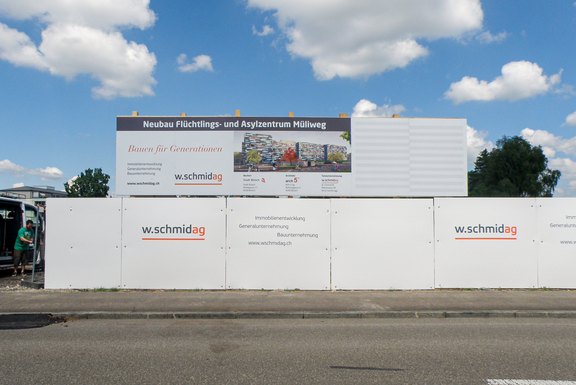 W Schmid, Baureklame, Müliweg Bülach Baureklame, Druckwerbung, Bautafeln, Neubauausschreiben, Baustellenwerbung