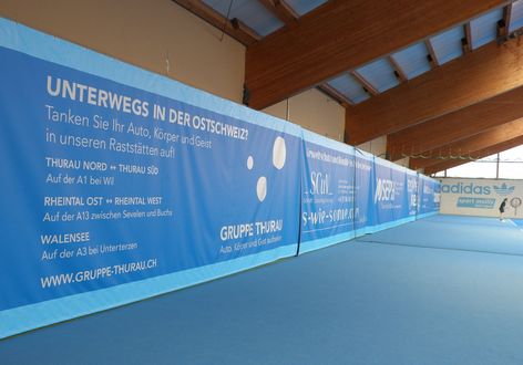Tennishalle Bad Ragaz - Banner Ballfangtuch blau