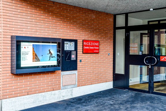 Jugendsportzenturm Wechselnde Werbung Bildschirm, digitale Werbung