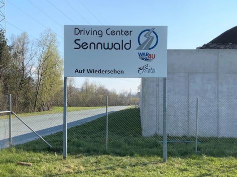 Driving Center Sennwald - auf einem Blick erkennbar sein