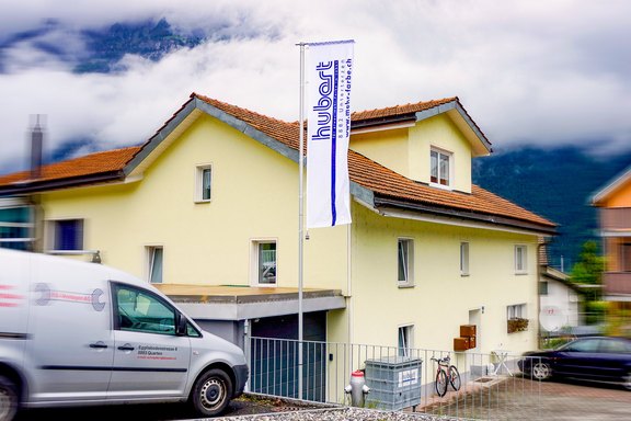 Hubert - Fahne Fahnen, Transparent, Windfahnen, Segel