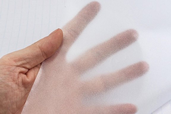 Hier sehen Sie den Effekt einer Milchglasfolie effektglas.jpg